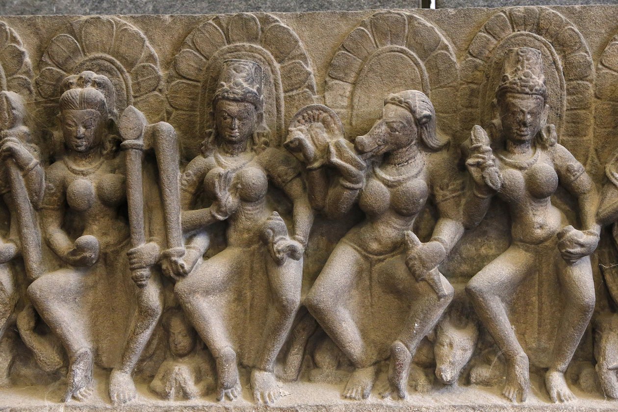 Indiai Nemzeti Múzeum, Delhi. Saptamatrikas (hét isteni anya). Pratihara alkotó: Unbekannt