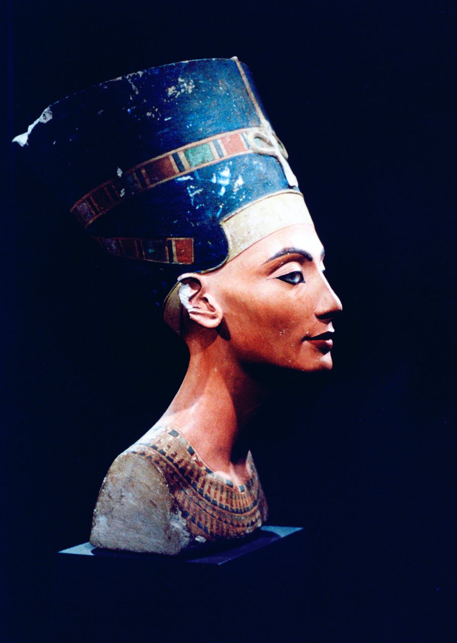 Nefertiti, Ehnaton egyiptomi királynője és hitvese, Kr. e. 14. század alkotó: Unbekannt