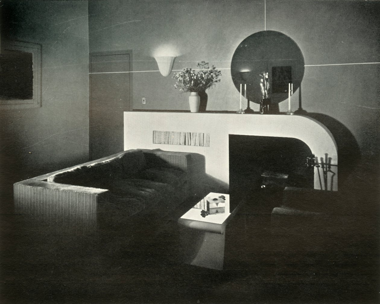 Raymond Loewy New York-i penthouse otthona, saját maga tervezte – Kandalló, 1937. alkotó: Unbekannt