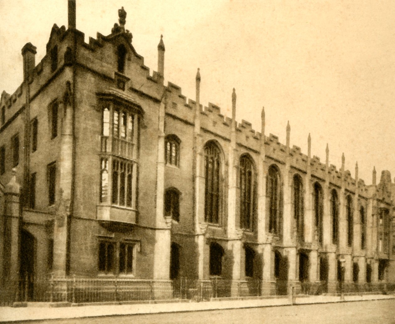 61. sz. King Edwards School, Birmingham, 1923. alkotó: Unbekannt
