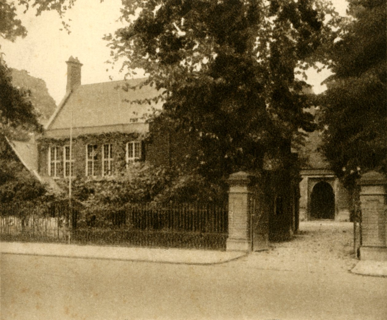63. szám. The Perse School, Cambridge, 1923. alkotó: Unbekannt