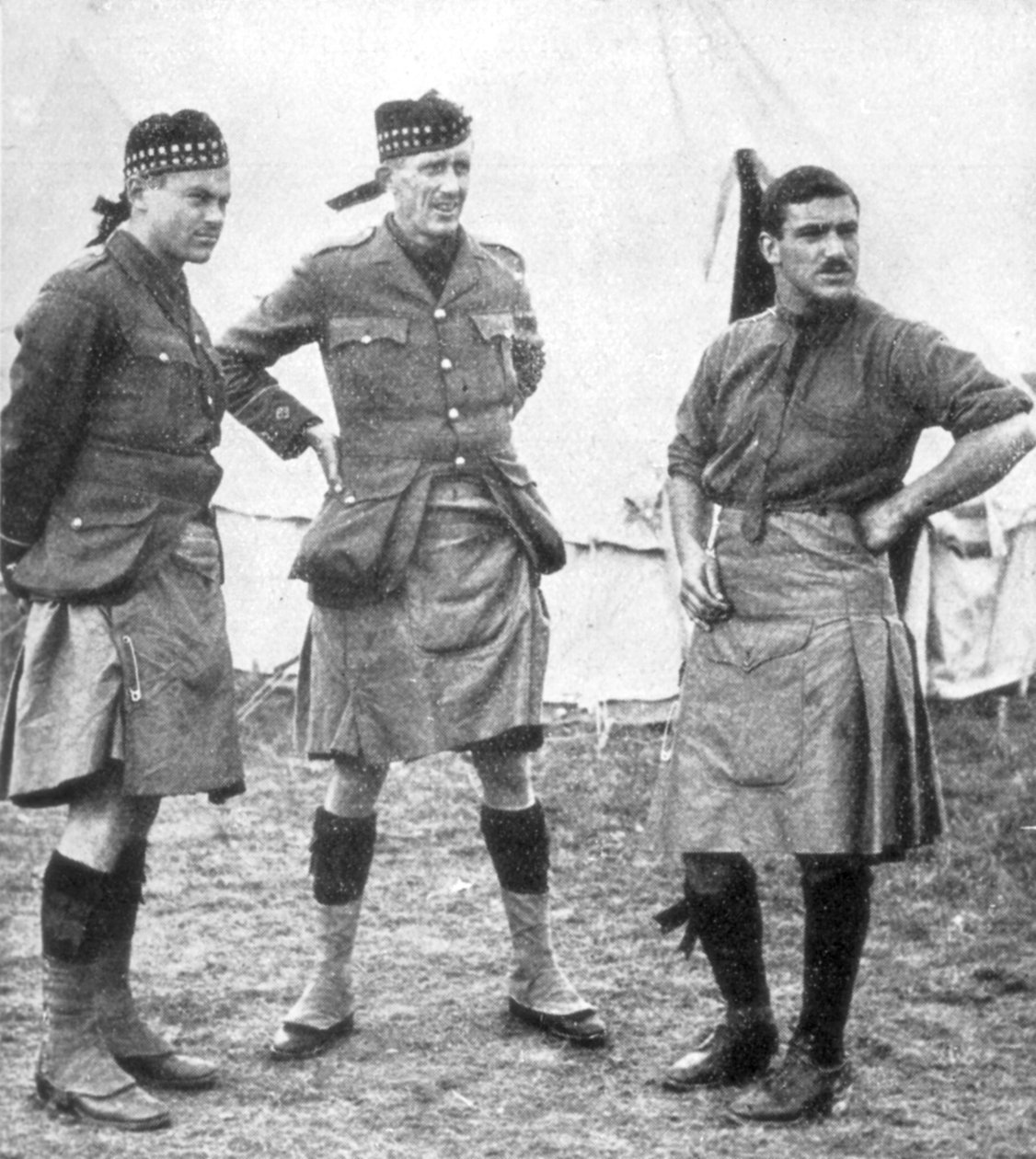 A kanadai hegyvidékiek tisztjei, 1915 alkotó: Unbekannt