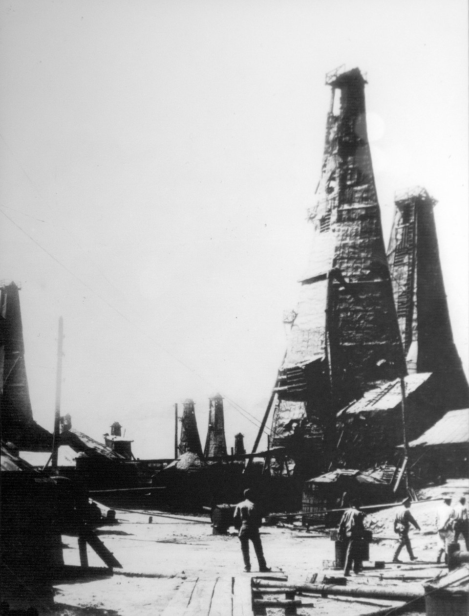 Olajkitermelés Bakuban, Oroszországban, c1903-c1906. alkotó: Unbekannt