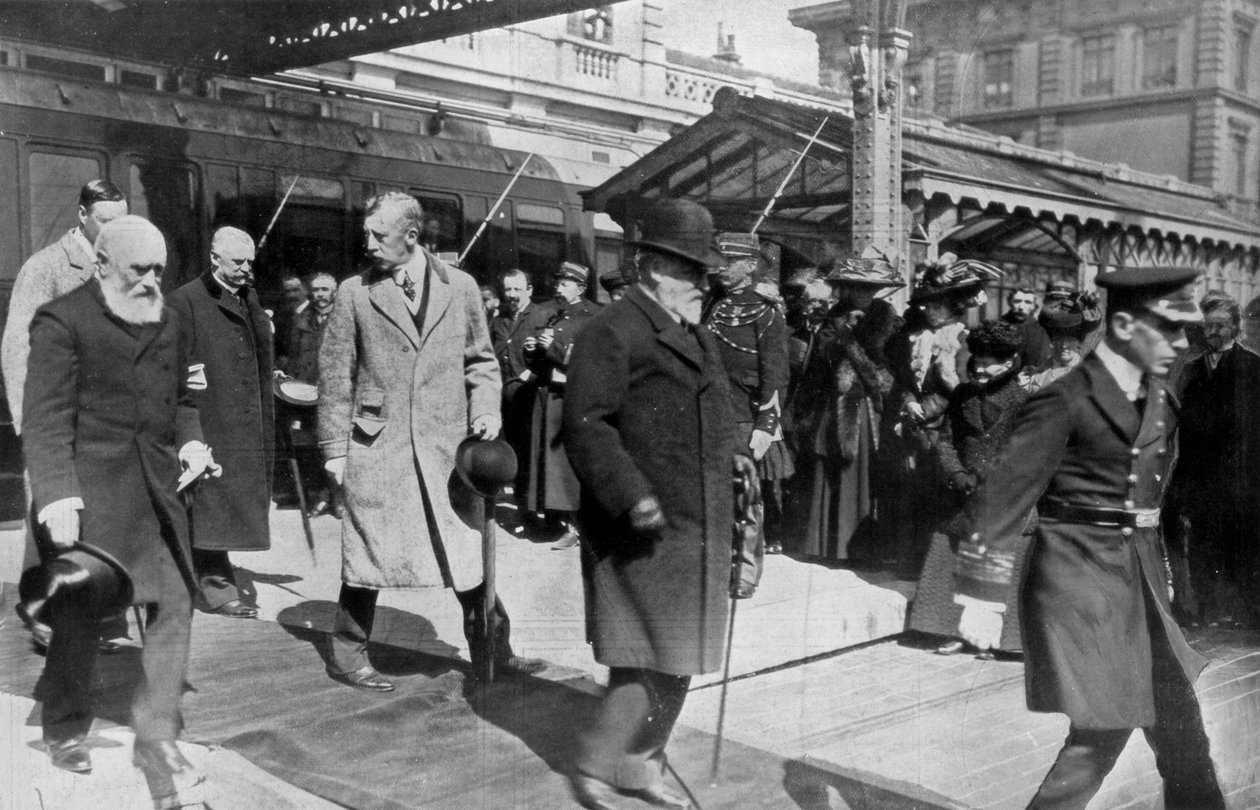 Útban saját hazája felé utoljára Edwards király visszatér Biarritzból, 1910 alkotó: Unbekannt