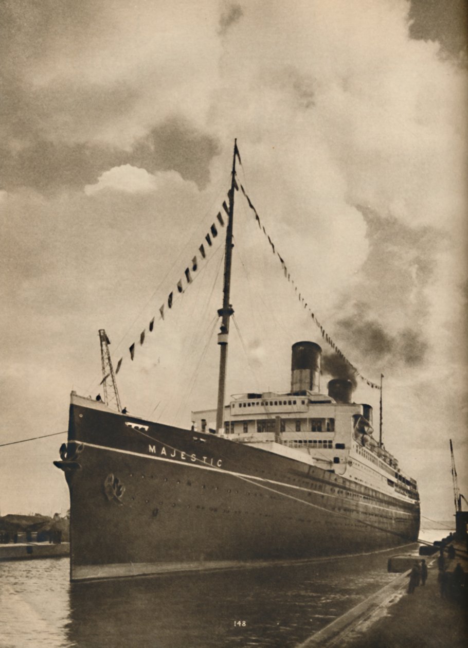 Az egyik legnagyobb úszó hajó, a Majestic a Cunard White Star Line tulajdonában, 1936 alkotó: Unbekannt
