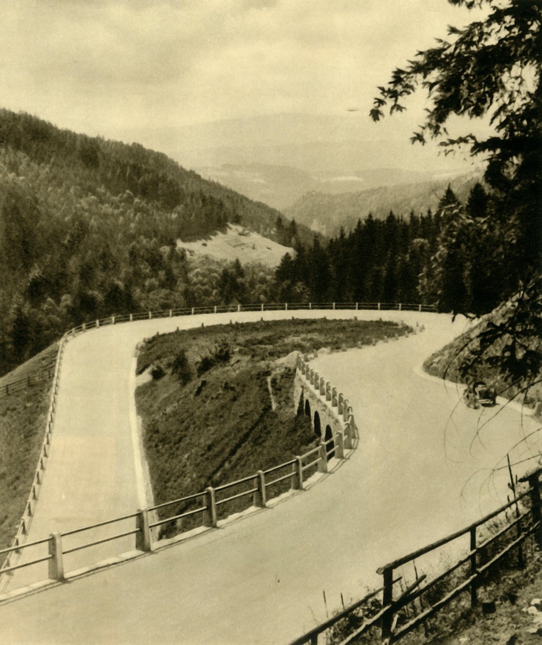 Packer Strasse, Ausztria, 1935. alkotó: Unbekannt