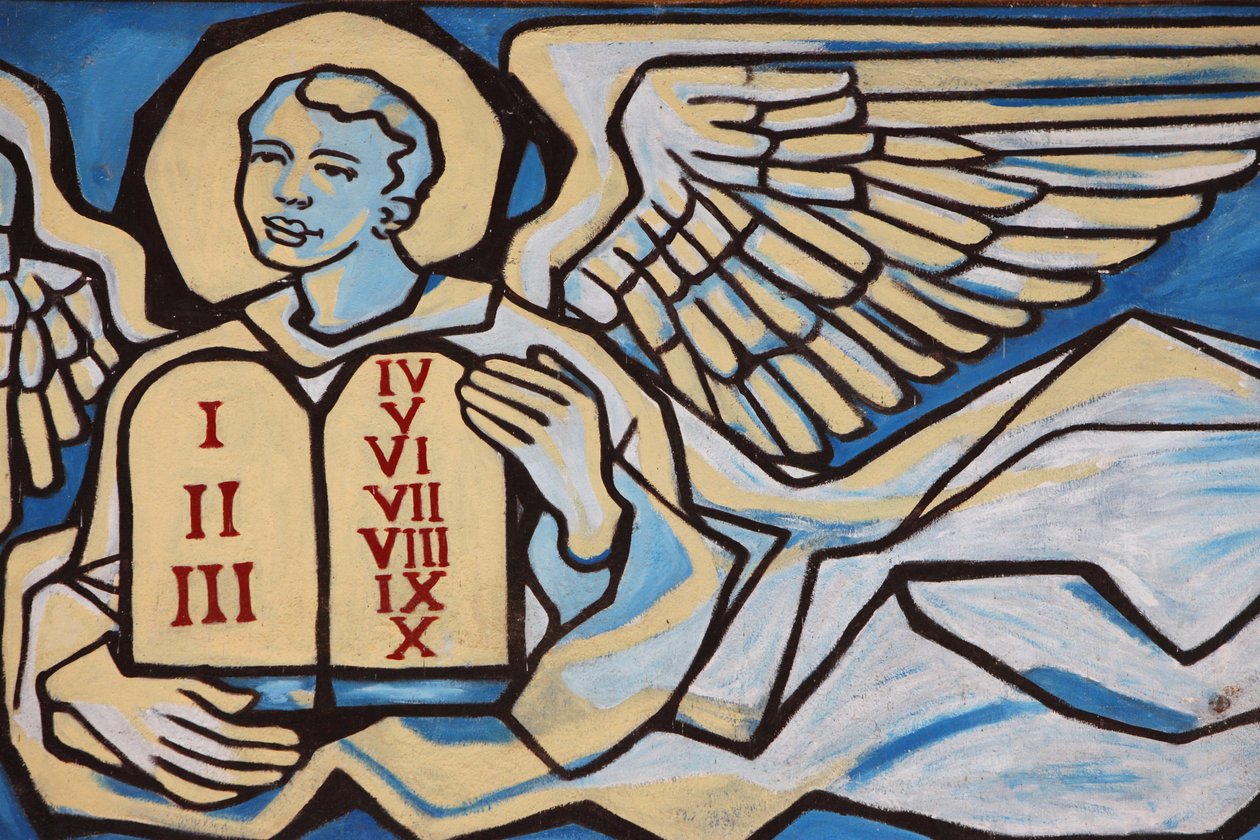 Festmény a togói Boldogasszony-templomban: Angyal a törvény asztalait tartja, Togoville, Togo alkotó: Unbekannt