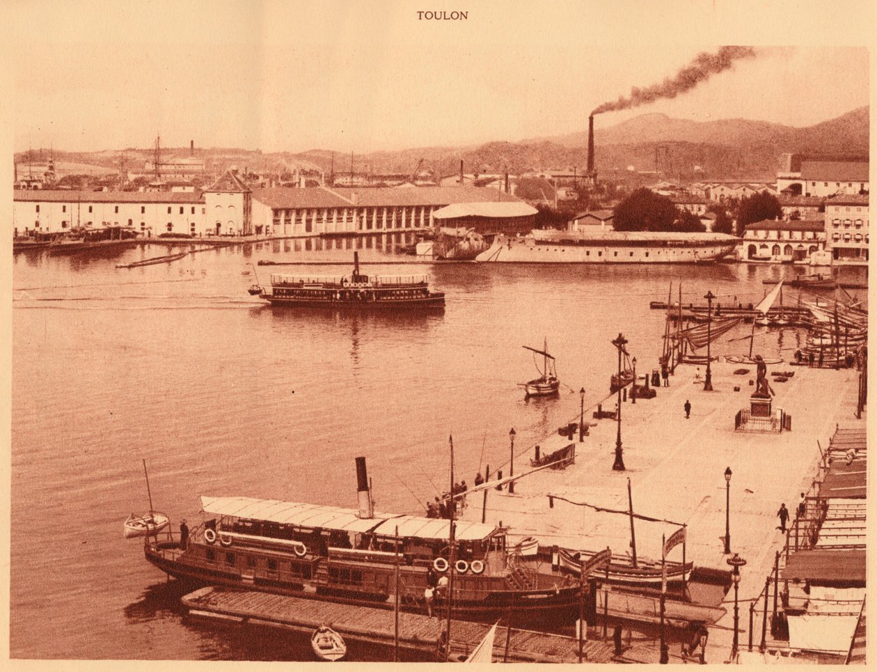 Panoráma a Quaisról Toulonban, 1930. alkotó: Unbekannt