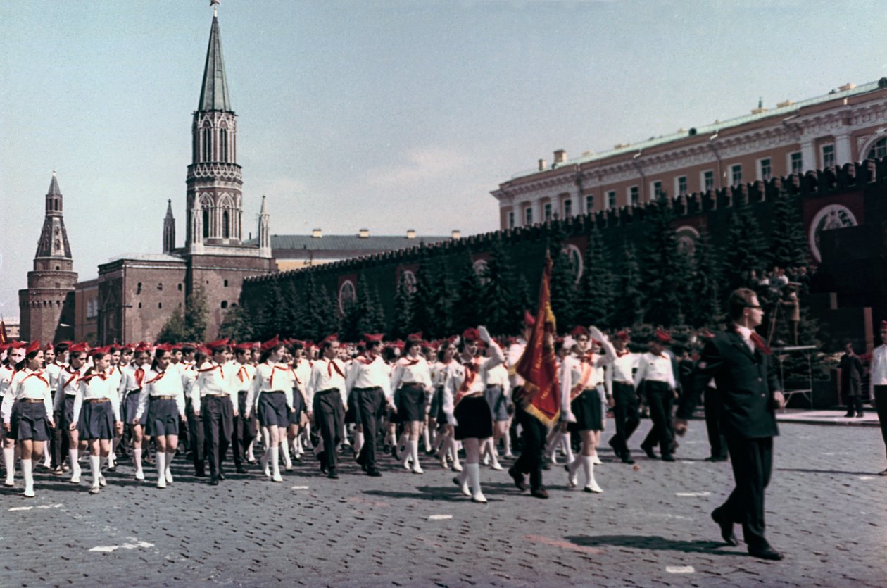 Az ifjú úttörők felvonulása, Vörös tér, Moszkva, 1972 alkotó: Unbekannt