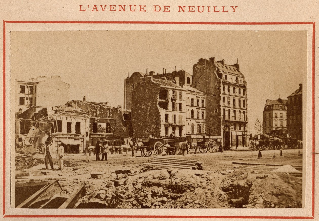 Paris commune (1871): kilátás a párizsi Neuilly sugárútra 1871 májusában. Pierre Pepetit fényképe. Nyomtatás kartonra, Dim. 9x5,4 cm alkotó: Unbekannt
