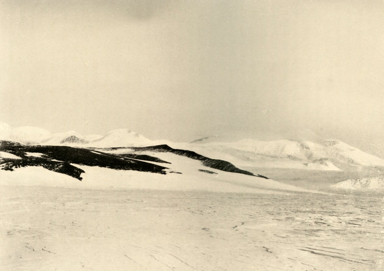 A Queen Alexandra Range 1500 Feet Up The Glacier része, 1908, 1909. alkotó: Unbekannt