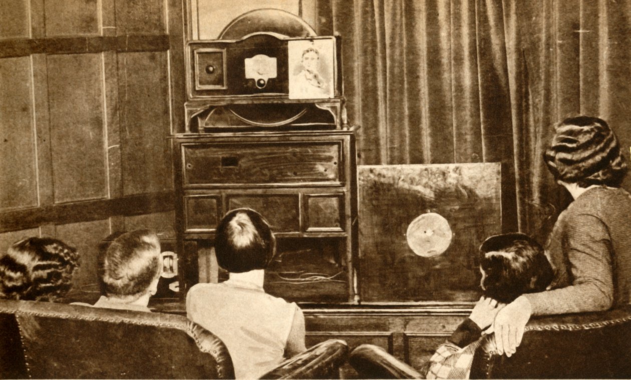 Az emberek egy korai televíziós adást néznek, 1930, 1933. alkotó: Unbekannt