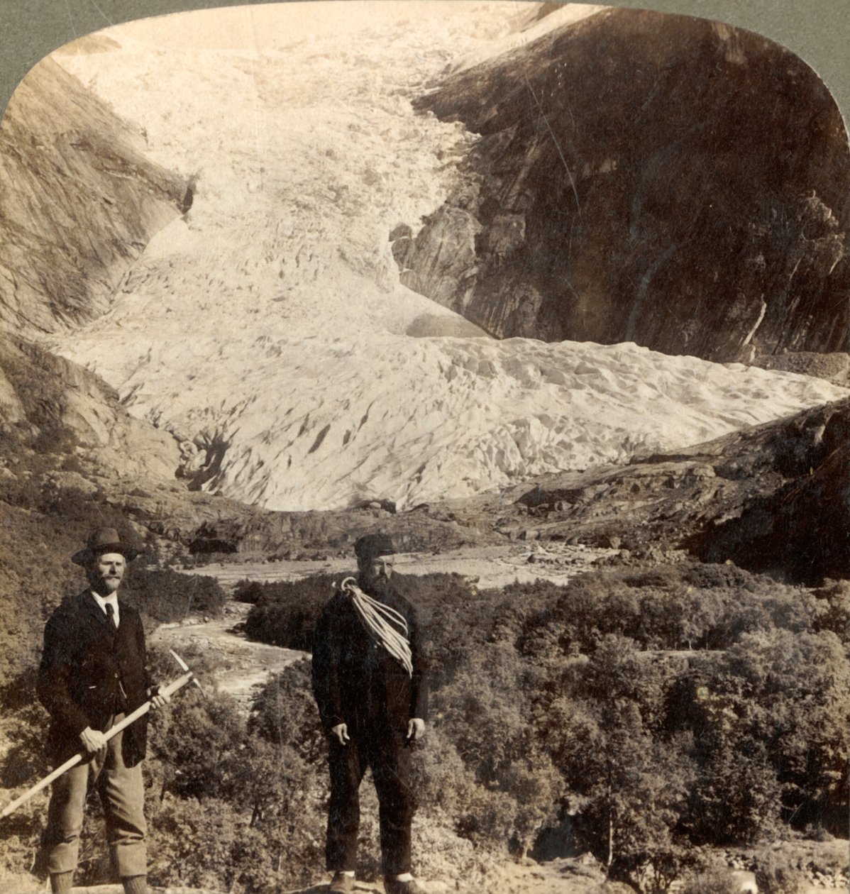Veszélyes Brigsdal-gleccser, az egyik legnagyobb Norvégiában, 1905. alkotó: Unbekannt