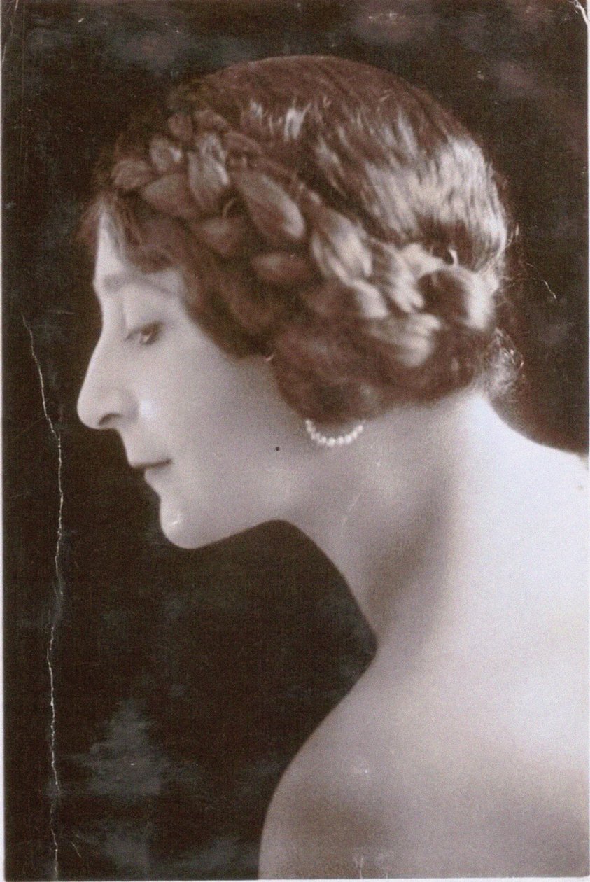 Olga Alekszandrovna Jurjevszkaja hercegnő portréja 1873-1925, 1910-es évek alkotó: Unbekannt
