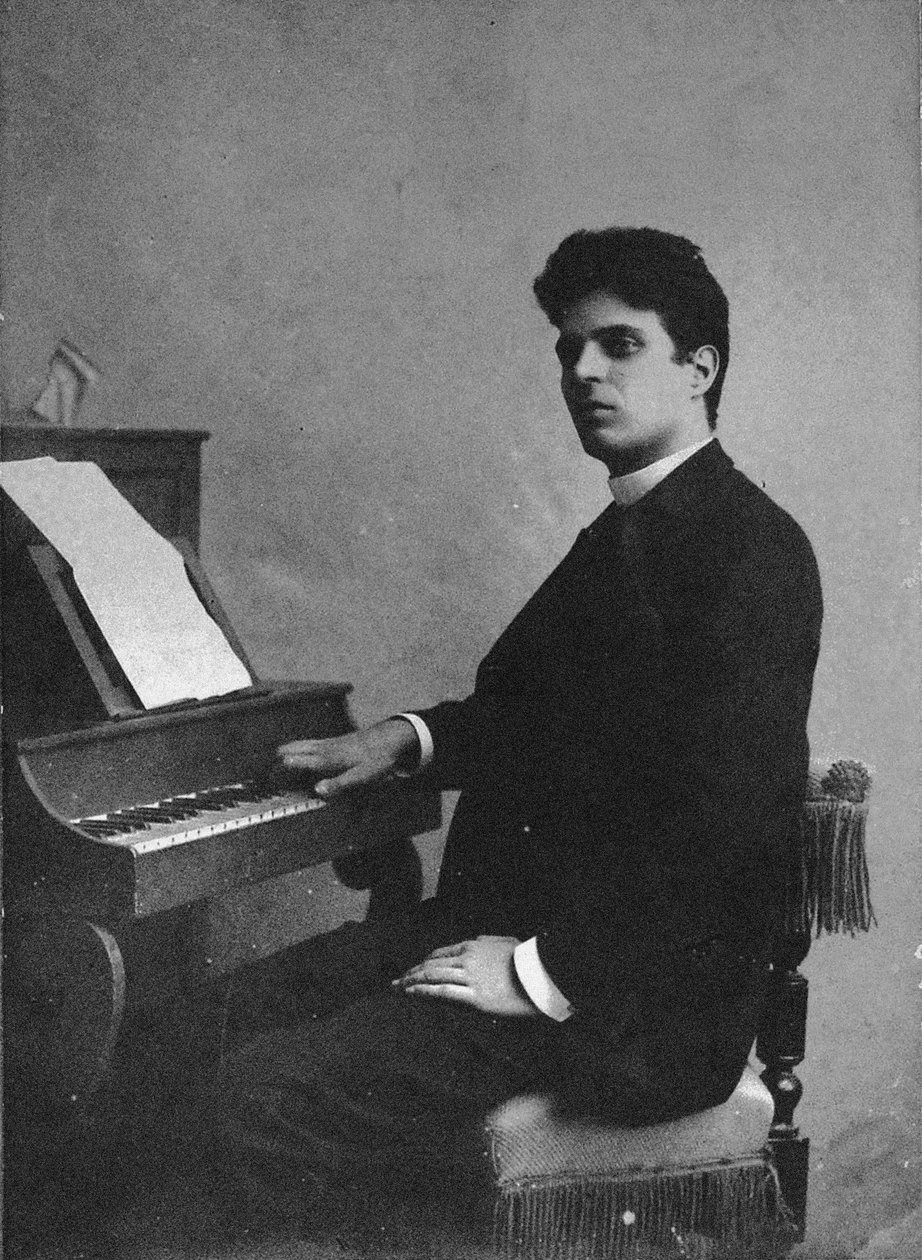 Pietro Mascagni zeneszerző portréja 1863-1945, c. 1890. alkotó: Unbekannt