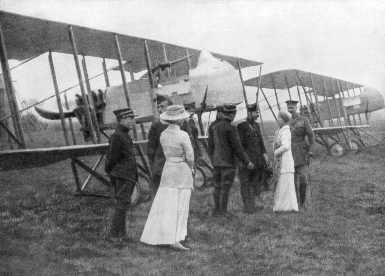 Erzsébet belga királynő meglátogatja a szövetséges pilótákat, 1915 alkotó: Unbekannt
