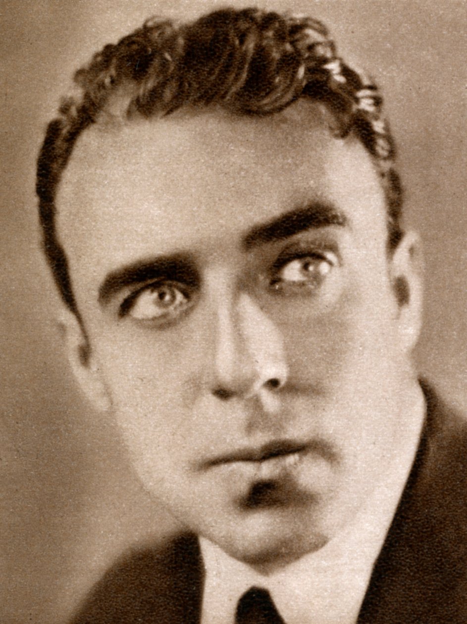 Raoul Walsh amerikai filmrendező, 1933 alkotó: Unbekannt