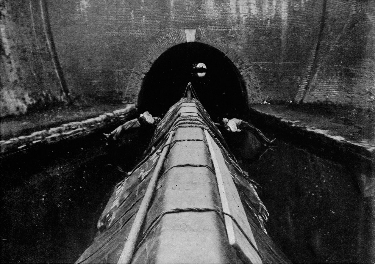 Készen áll a csatornahajózásra, London, 1890 1903 alkotó: Unbekannt