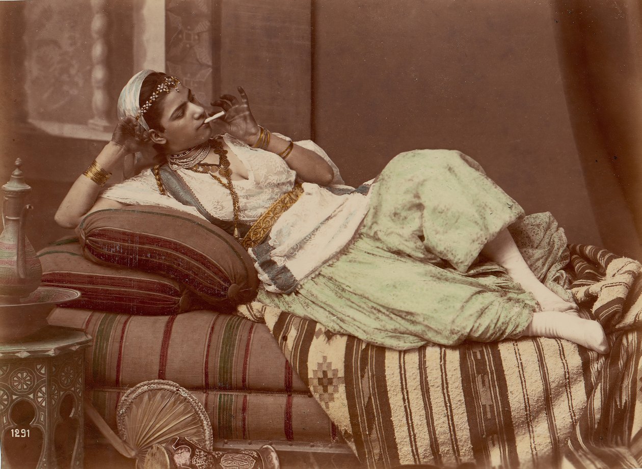 Fekvő, dohányzó nő, 1870-90. alkotó: Unbekannt
