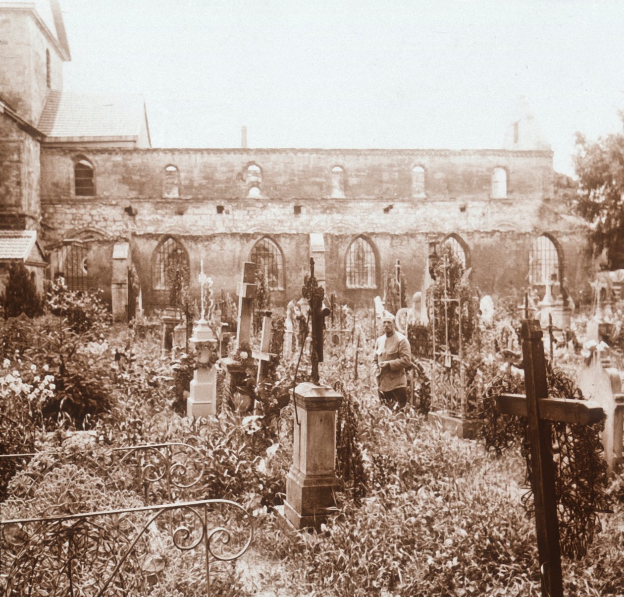 Tető nélküli templom, Marne, Észak-Franciaország, 1914-c1918 alkotó: Unbekannt