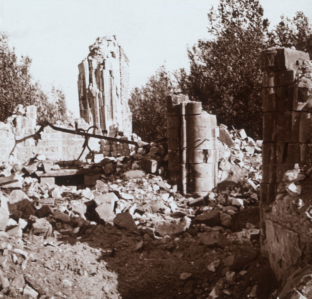 Romos kastély, Pinon, Észak-Franciaország, 1914-c1918 alkotó: Unbekannt