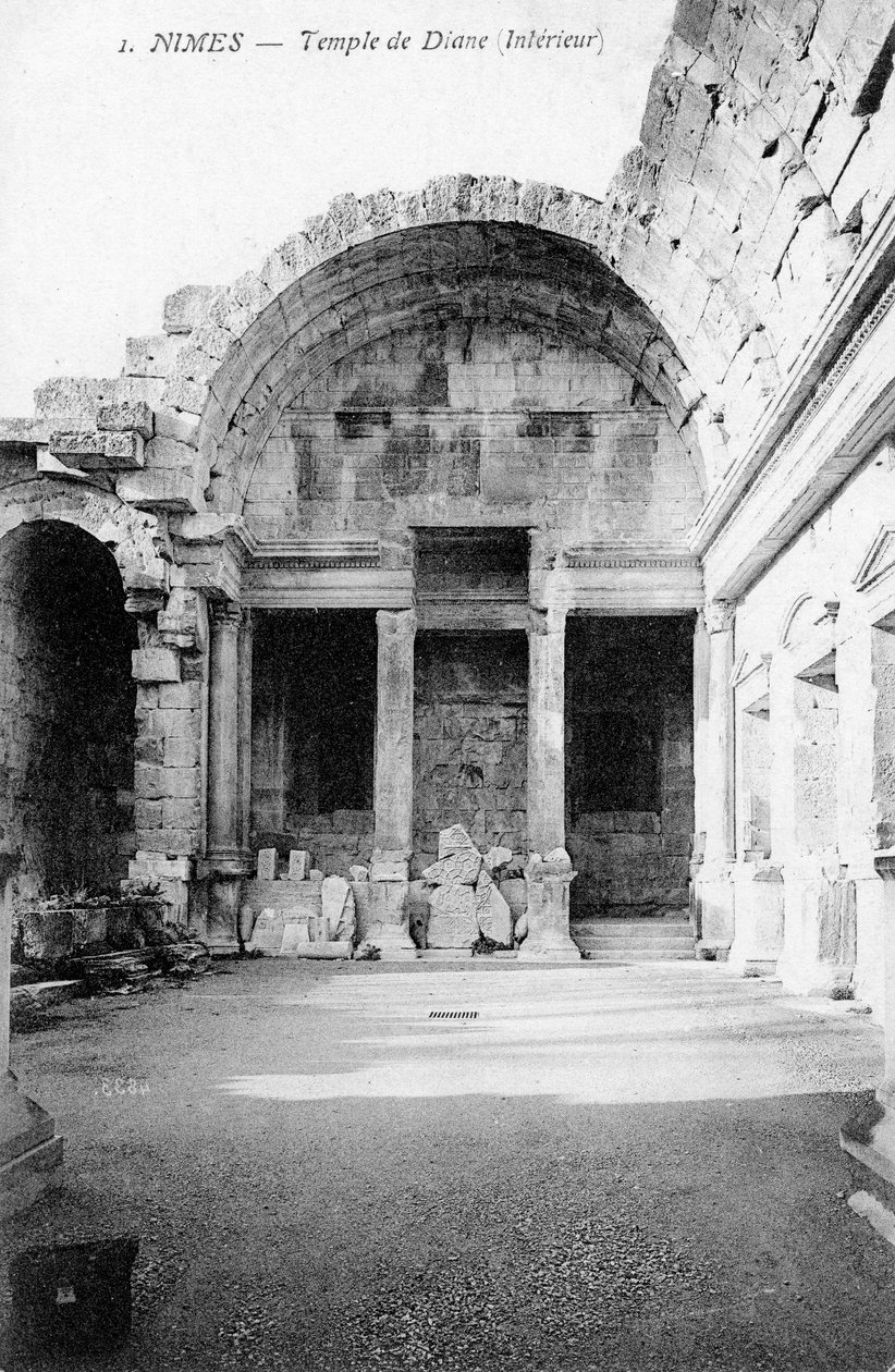 A római Diana-templom romos belseje, Nimes, Franciaország, XX. század alkotó: Unbekannt