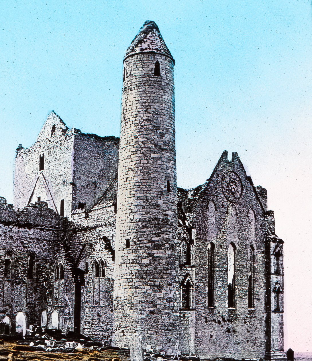 Ruins on the Rock of Cashel Co., Tipperary, 1910 alkotó: Unbekannt