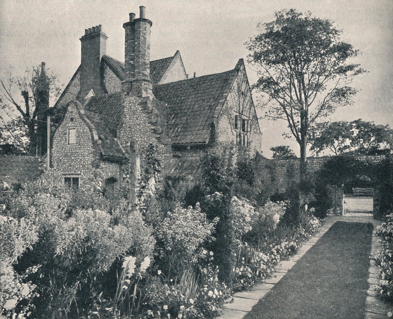 Runton Old Hall, Norfolk, Kilátás északnyugatról, 1909 alkotó: Unbekannt