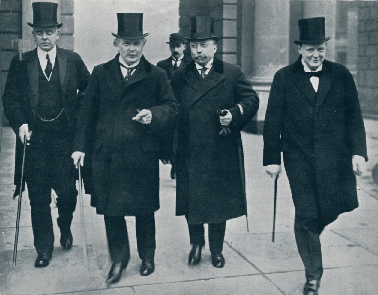 Orosz pénzügyminiszter Angliában: M. Bark úton az alsóházba, 1914 alkotó: Unbekannt