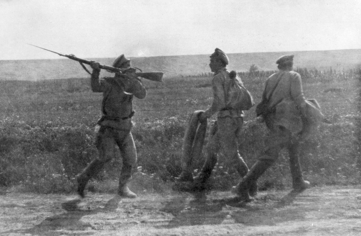 Orosz katona megtámadta visszavonuló bajtársát, Ternopilt, Ukrajna, Első világháború, 1917. július 1. alkotó: Unbekannt