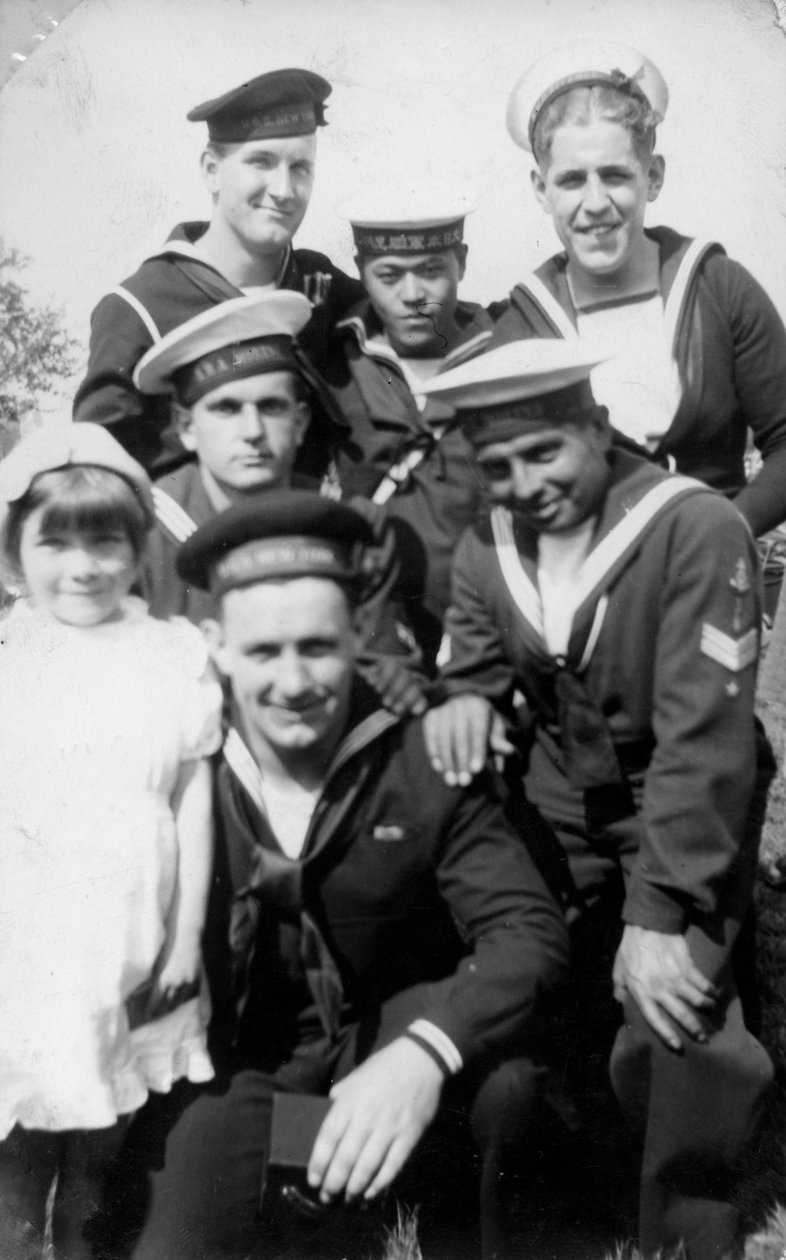 Hat különböző ország tengerészei a koronázási áttekintés során, Southsea, Hampshire, 1937 alkotó: Unbekannt