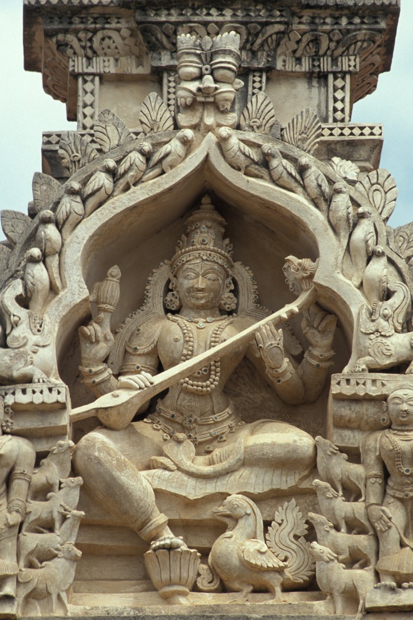 A szobor ma Saraswati hindu istennő, Belur alkotó: Unbekannt