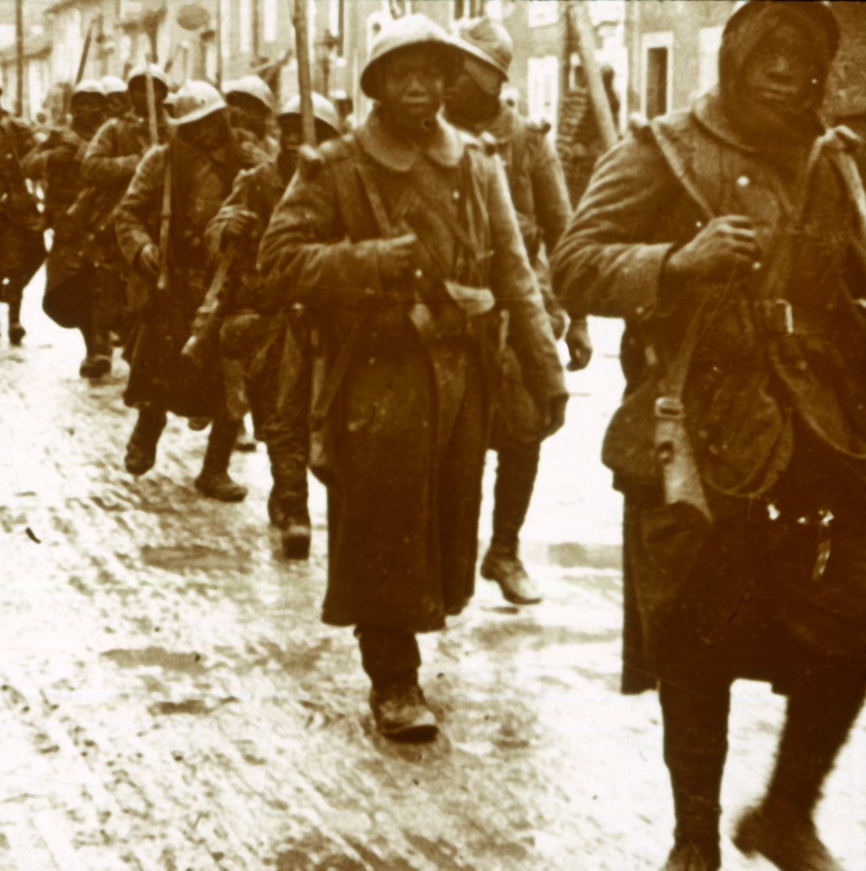 Szenegáli katonák támadás után, c1914-c1918 alkotó: Unbekannt
