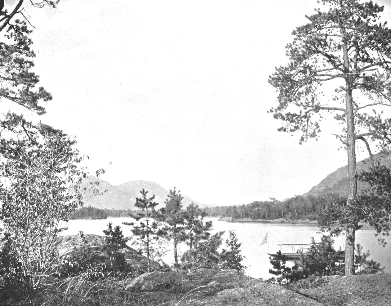 Shelving Rock Mountain, Lake George, New York állam, USA, 1900. alkotó: Unbekannt