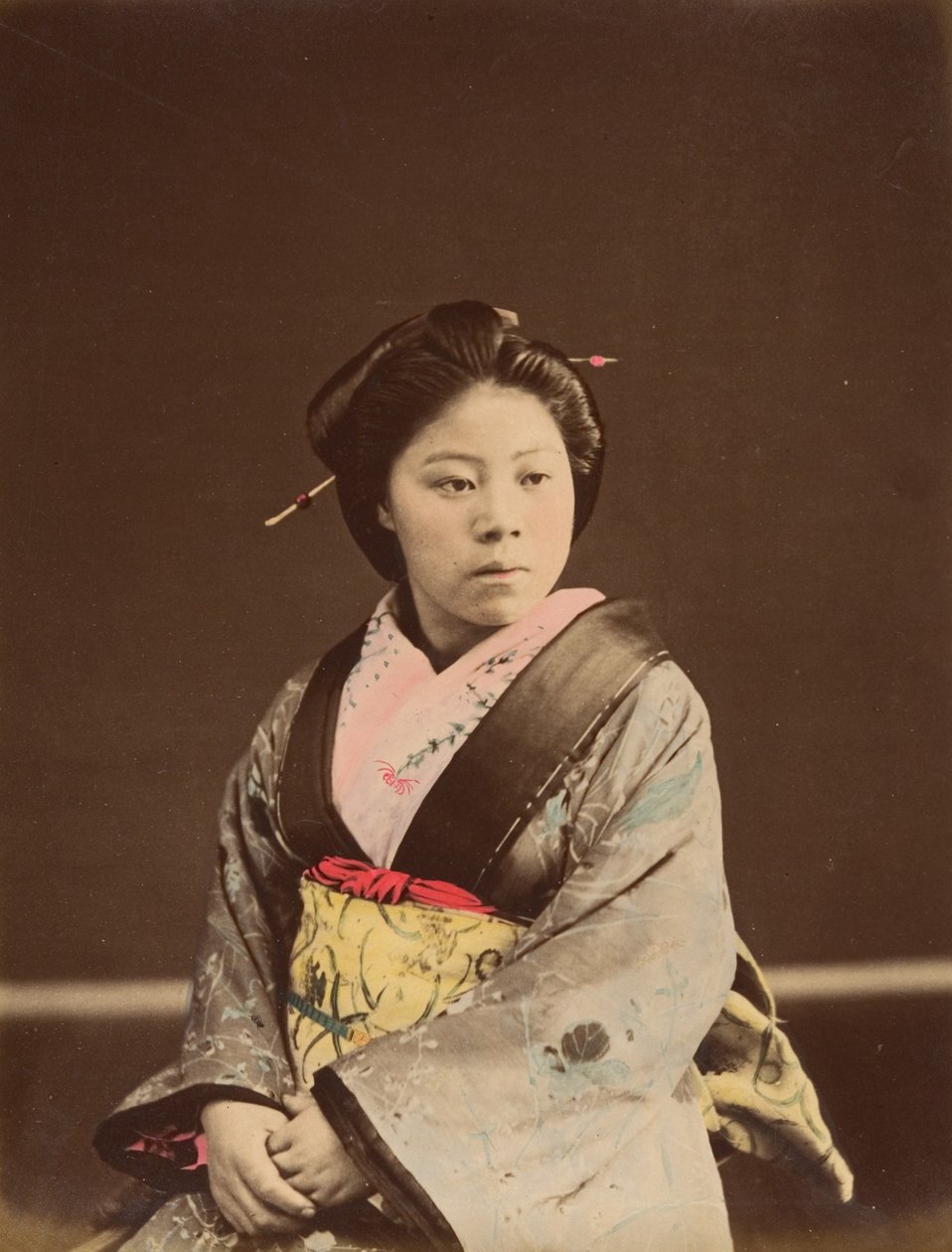 Shin, egy jól ismert teaházi lány Yokohamában, 1870-es évek. alkotó: Unbekannt