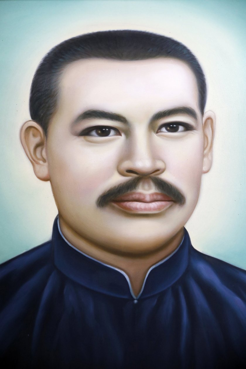 Vallásos keresztény termékeket árusító bolt. Atya Franకోois Xavier Tang Föld mélyén. Portré. Home Chi Minha City. Vietnam alkotó: Unbekannt