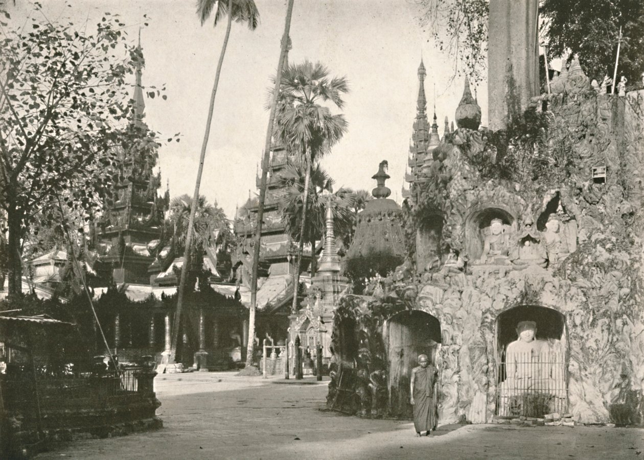 Szentélyek a Shwedagon pagodánál, Yangon, 1900. alkotó: Unbekannt