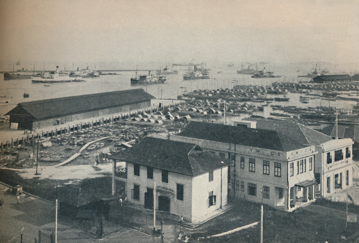 A szingapúri kikötő mindig zsúfolt különféle típusú és nemzetiségű hajókkal, 1937 alkotó: Unbekannt