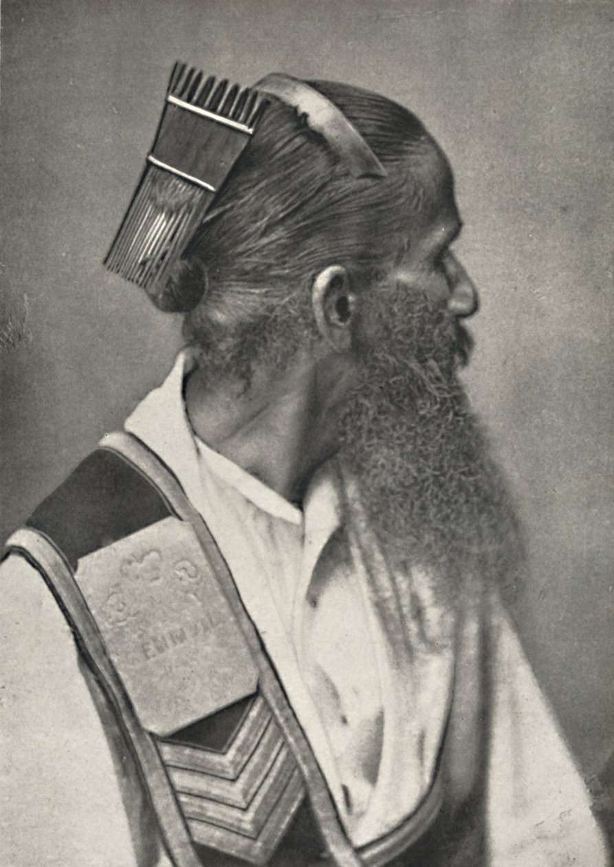 Szingaléz szolga teknősbékafésűvel, 1926 alkotó: Unbekannt