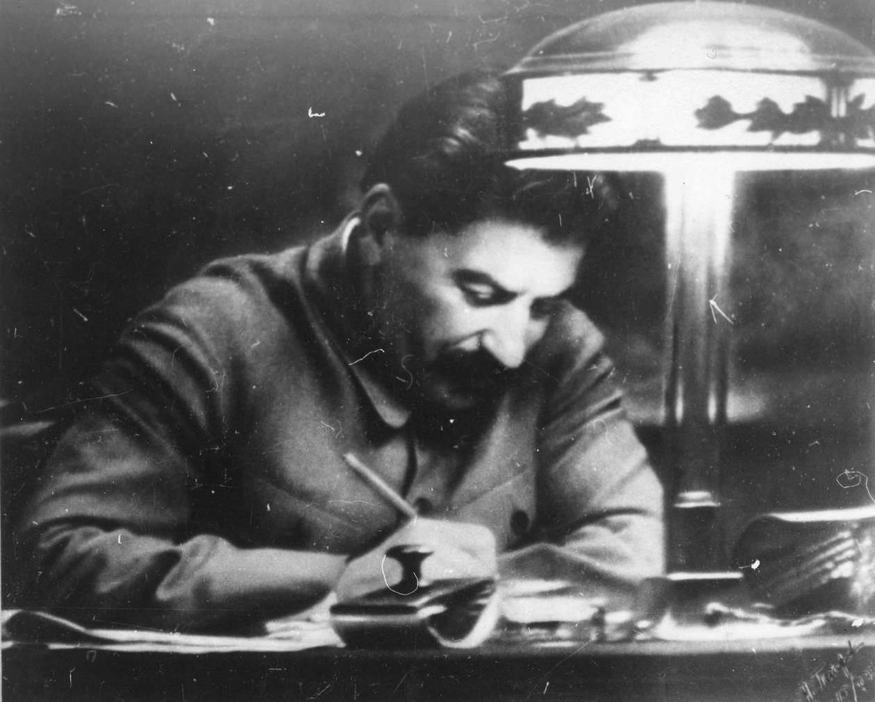 Josef Sztálin szovjet vezető Kreml-tanulmányában, Moszkva, Szovjetunió, 1935 alkotó: Unbekannt