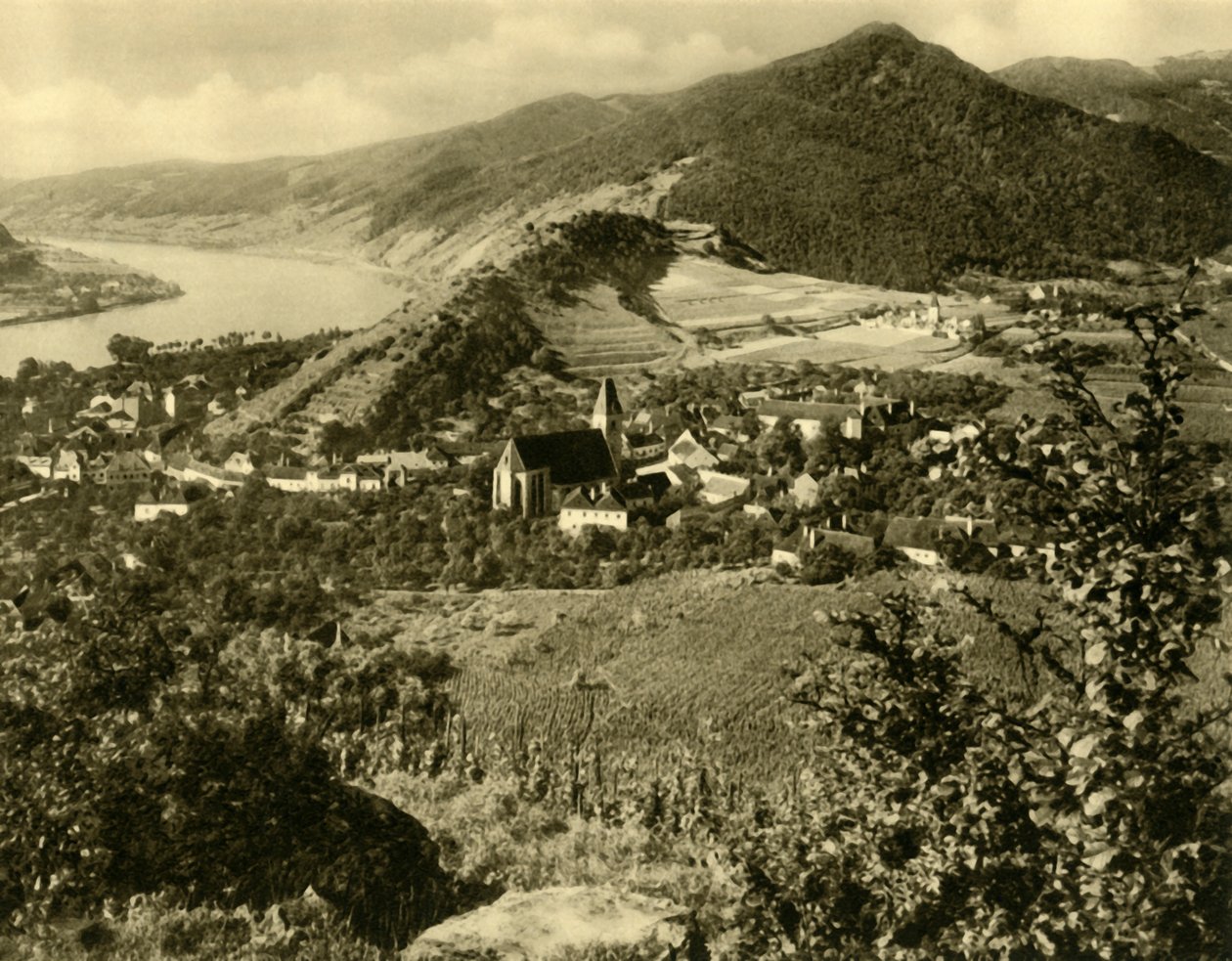 Spitz a Dunán, Wachau, Alsó-Ausztria, c1935. alkotó: Unbekannt