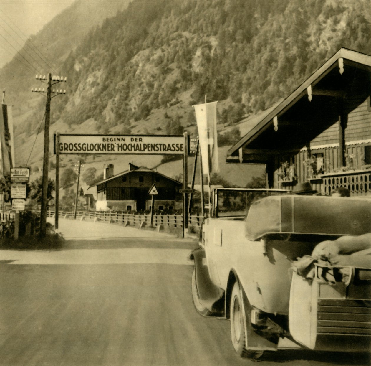 A Grossglockner magas alpesi út kezdete, Fusch an der Großglocknerstraße, Ausztria, 1935. alkotó: Unbekannt