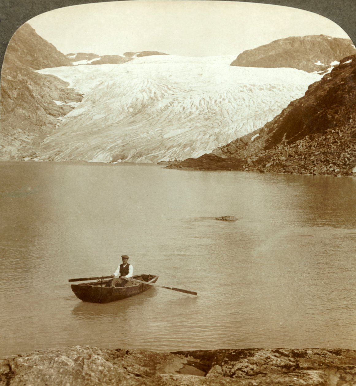 Szilárd jégpatak Hardanger gleccser és tó, ahol olvad, Norvégia, c1905. alkotó: Unbekannt