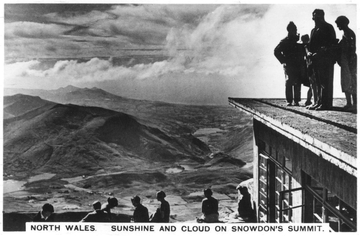 Napsütés és felhők a Snowdons-csúcson, Észak-Walesben, 1936 alkotó: Unbekannt