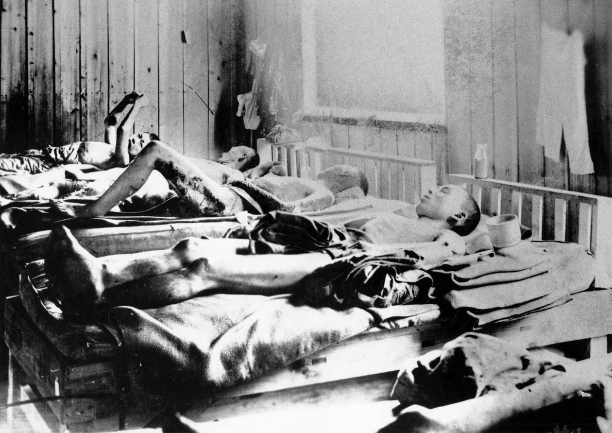 Az atombomba felrobbanásának túlélői Hirosimában, Japánban, 1945 alkotó: Unbekannt