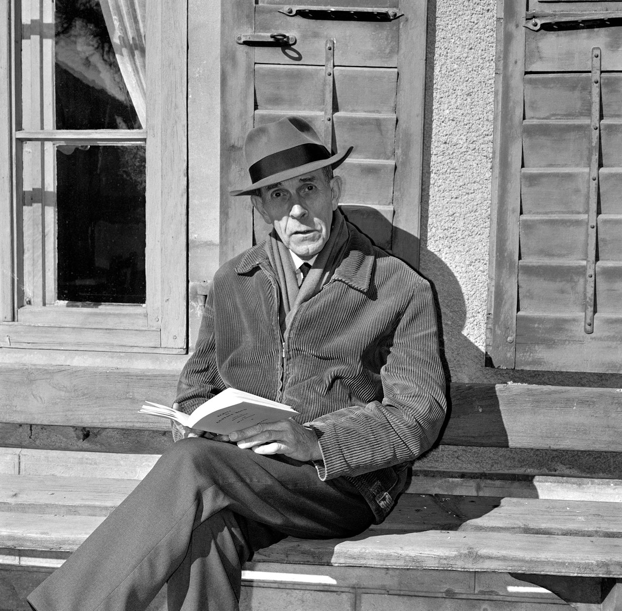 Svájc Gustave Literature Roud (f/w fotó) alkotó: Unbekannt