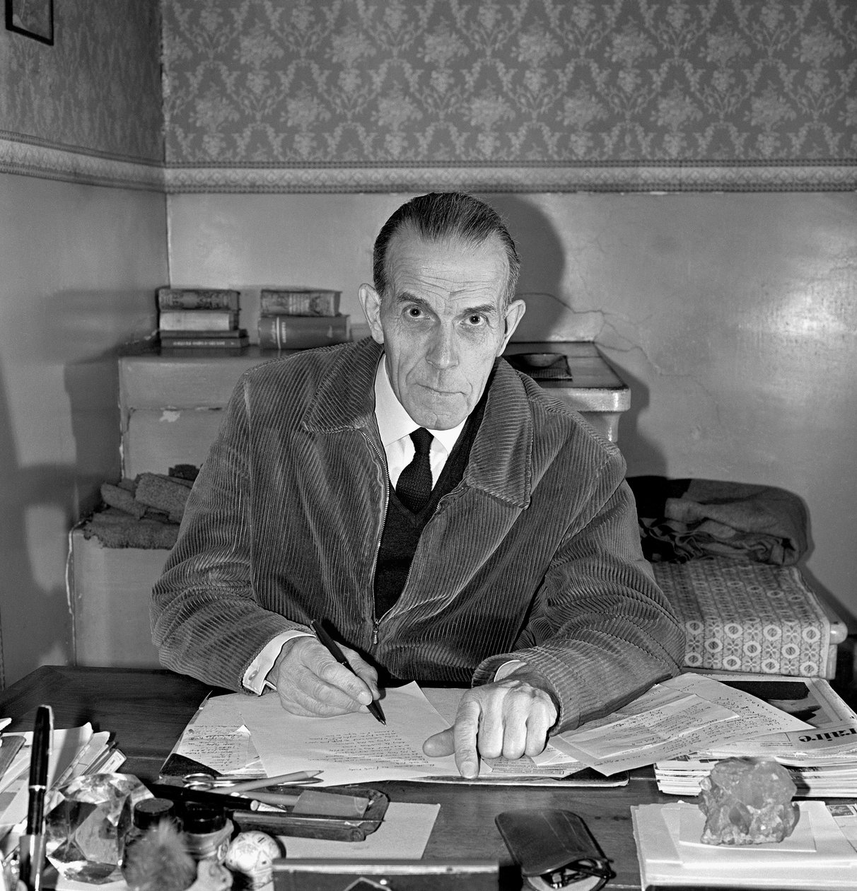 Svájc Gustave Literature Roud (f/w fotó) alkotó: Unbekannt