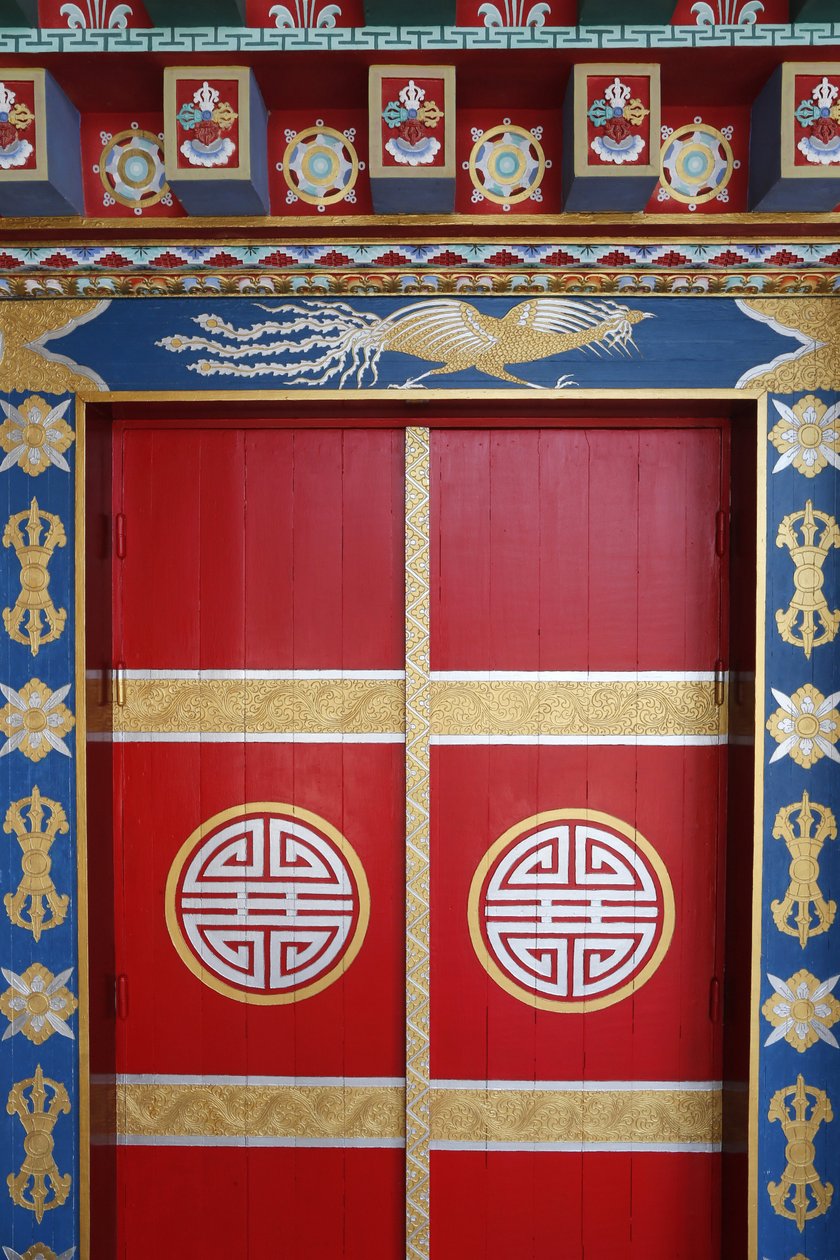 Ezer Buddha temploma. Dashang Kagyu Ling gyülekezet. Pagoda ajtó, La Boulaye, Franciaország alkotó: Unbekannt