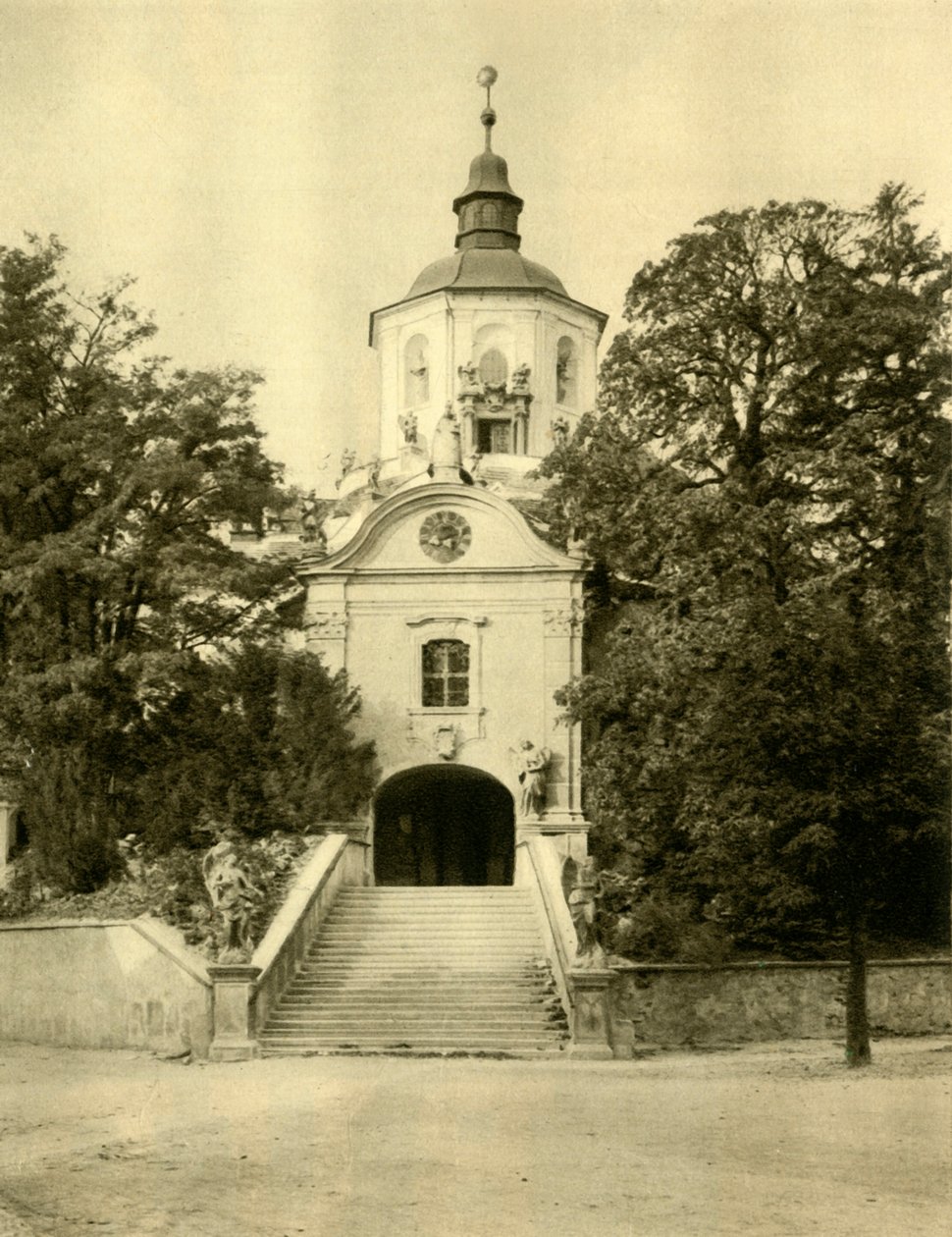 A Bergkirche, Eisenstadt, Ausztria, 1935. alkotó: Unbekannt