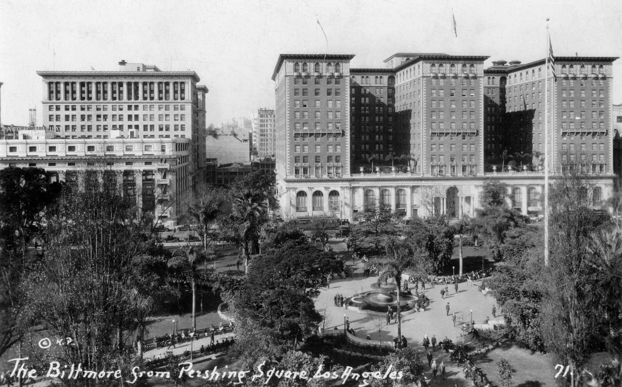 A Biltmore a Pershing Square-ről, Los Angeles, Kalifornia, USA, 1933 alkotó: Unbekannt